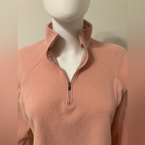 Patagonia women's fleece long sleeve with a short zipper on the front SZ - M - Picture 10 of 15